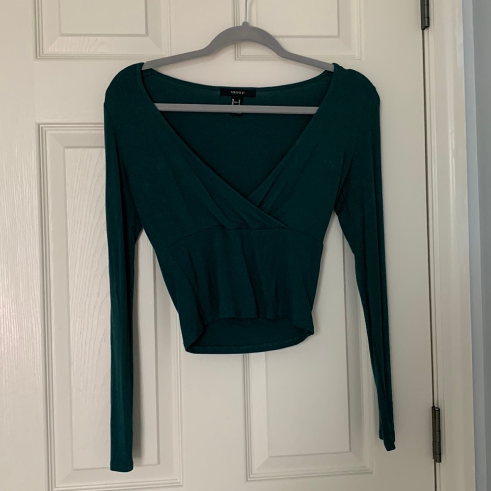 forever21 dark green long sleeve crop top